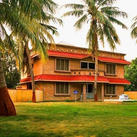 Stay Guru Resort Farm Villa Bhuj Exterior foto